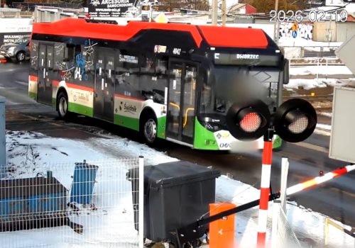 Sprawą zdarzenia na przejeździe w Świdniku zajął się sąd. Zapadł wyrok dla kierowcy autobusu