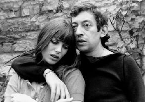 Kochali się na zabój. Gdy wypił, uciekała z dziećmi z domu