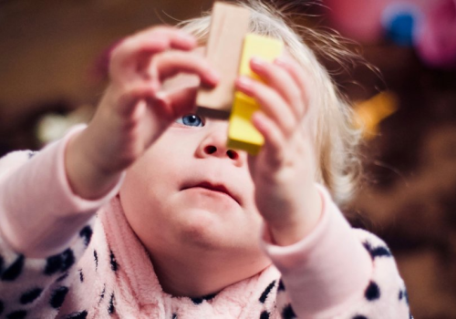10 zabawek z Action, które naprawdę rozwijają dziecko. Żadna nie kosztuje fortuny
