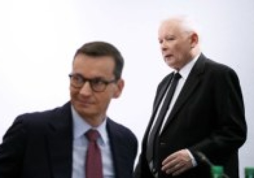 Kaczyński zdyscyplinował Morawieckiego. Wielki Czwartek w PiS