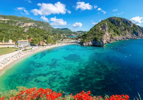 Perła Morza Jońskiego w niskiej cenie 💎🌊 Wycieczka na Korfu za 415 PLN (loty + noclegi) ☀️🌴