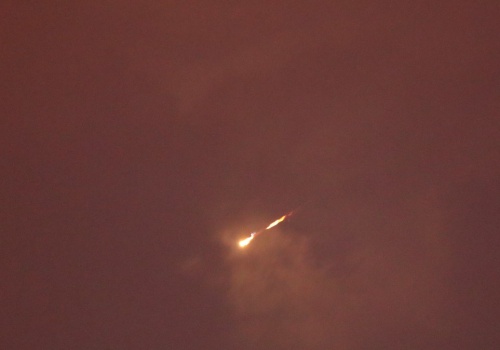 Odwetowe ciosy Iranu po groźbach. Wzięli na cel obiekty USA