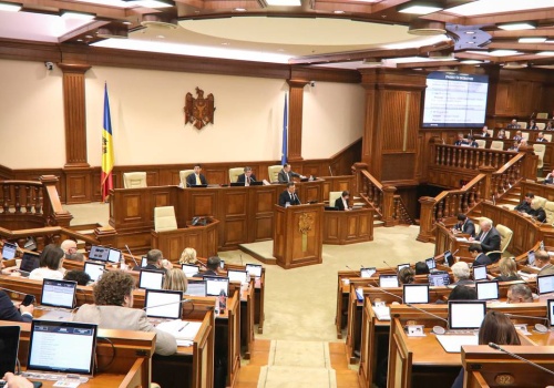 Mołdawia odcina się od Rosji. Parlament wypowiedział ważną umowę