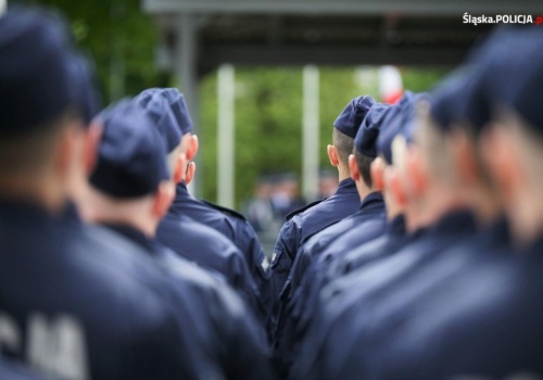 Rekordowy nabór do śląskiej Policji – 254 nowych funkcjonariuszy rozpoczyna służbę