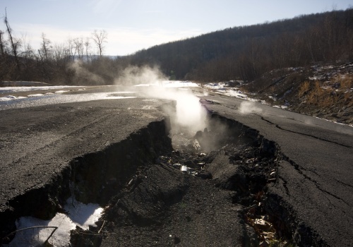 Miasto jak z horroru. Ogień płonie tam od ponad 60 lat, a mieszkańcy boją się wrócić