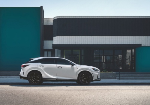 Prześwietlam Lexusa RX 500h i nie mogę uwierzyć, jak Japończycy zmienili ten napęd