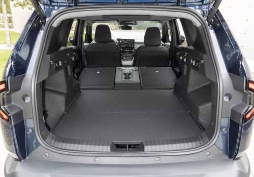 Za 86 tys. zł ma bagażnik większy niż Superb Kombi i to jest właśnie ten argument SUV-a Dacii, z którym trudno dyskutować