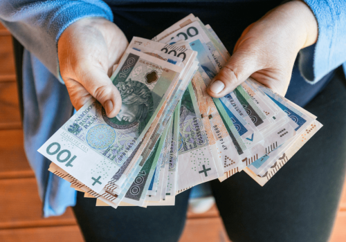 Dopłaty do emerytury za wychowanie dwójki dzieci. Ile pieniędzy można dostać od ZUS?