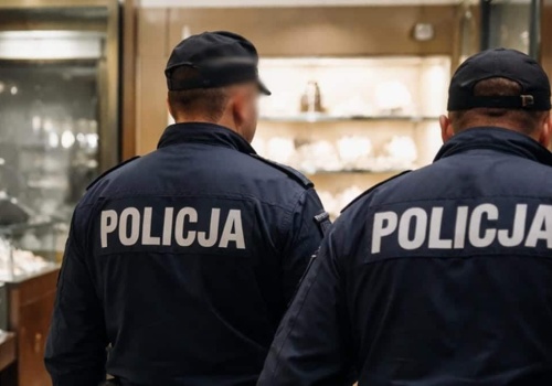 Włamanie do jubilera w centrum handlowym. Prokuratura ujawnia: łup warty miliony