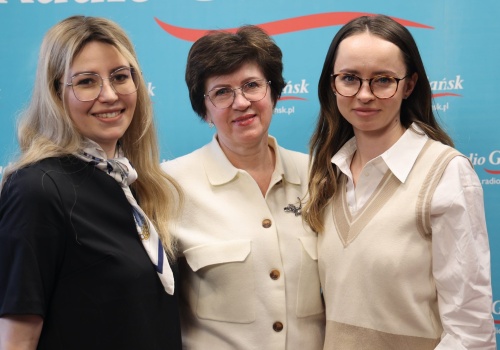 Dwuzmianowe przedszkole oraz zajęcia dla seniorów i maluchów