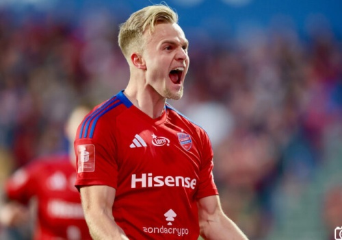 Raków Częstochowa podejmie Widzew Łódź