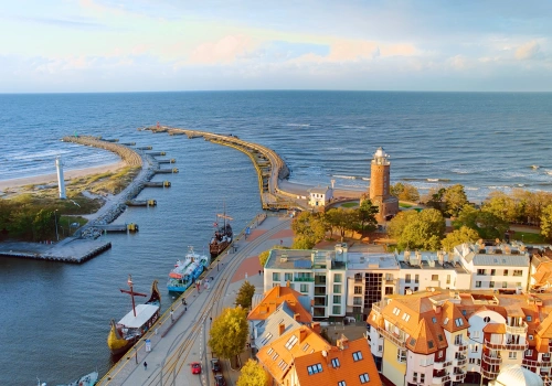 Polacy masowo wyjeżdżają na Wielkanoc. Hotele niemal w 100 proc. zarezerwowane