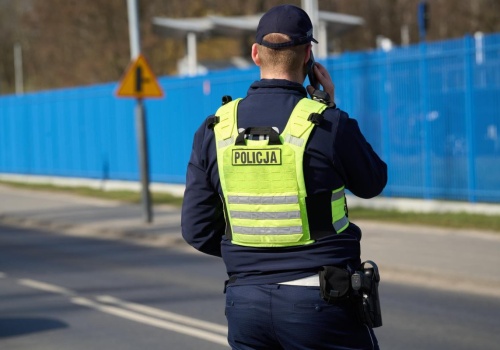 Ten manewr kosztuje 1500 zł i punkty karne. Policja na to poluje, kierowcy często zapominają