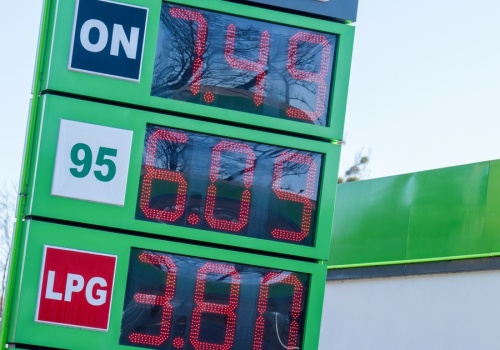 Ceny diesla. Oto dlaczego zdrożał o wiele bardziej niż benzyna