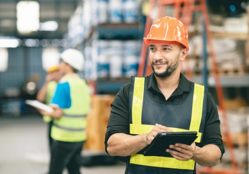 W 2026 r. więcej firm planuje przyjęcia nowych pracowników niż zwolnienia