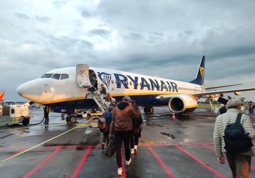 Ryanair ostrzega! Możliwe odwołania lotów w wakacje 2026