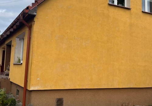 Wybuch butli z gazem w miejscowości Grzmiąca. Dwie osoby ranne