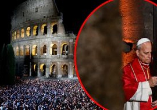 Droga Krzyżowa w Koloseum. Papież niósł krzyż przez wszystkie stacje
