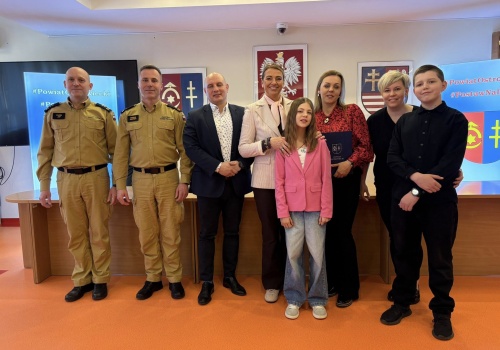 11-letni bohaterowie Zuzia Dekasińska i Wiktor Kaleta uhonorowani