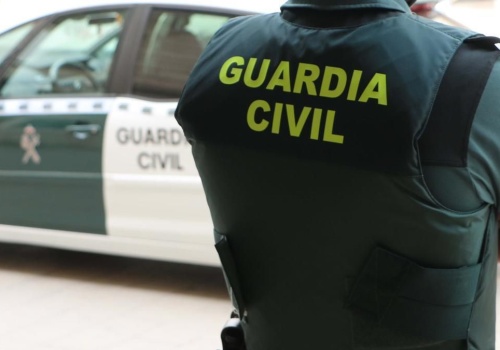 Atak maczetą i z łuku na Gran Canarii. 24-latek w rękach policji