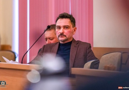 Interpelacja w sprawie rewitalizacji linii kolejowej nr 177. Brak odpowiedzi wykonawcy dokumentacji