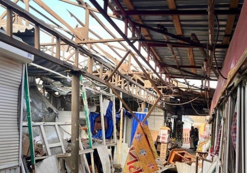 Horror w Nikopolu. Rosyjskie drony uderzyły w targowisko, są zabici