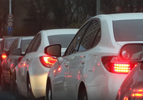 Przestraszył się fiskusa, bo udostępnił pracownikowi firmowe auto. KIS odpowiedział