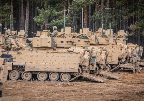 „Miecz” USA i NATO na straży regionu