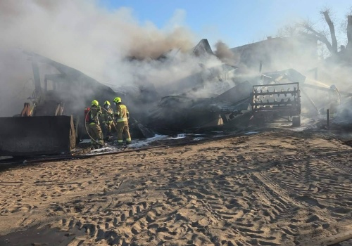 Pożar budynków w Wołuszewie. W akcji kilkanaście zastępów