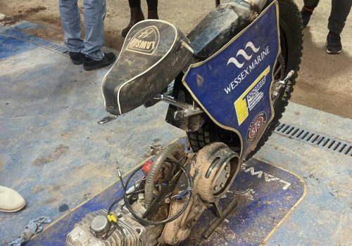 Żużel. Pokazał motocykl po groźnej kraksie! Szokujące zdjęcie