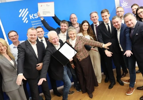 Sosnowiec ląduje wysoko, a w Jaworznie... wciąż czekamy na start. Ryanair inwestuje u sąsiadów