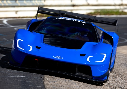 Ford GT Mk IV podbija „Zielone Piekło”