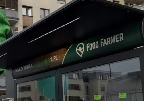 Prosto od rolnika. Na ulicach stanęły automaty z jabłkami i jajkami