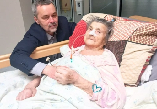 „To nie jest jak w filmach”. Lekarz: w hospicjum umiera rocznie 300 osób