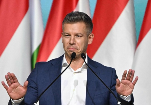 Lider węgierskiej opozycji chce zmian w konstytucji. Czarne chmury nad Orbanem?