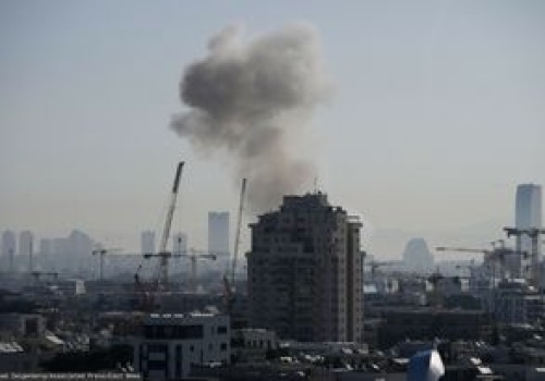 Irański atak na Izrael. Zniszczenia m.in. w Tel Awiwie