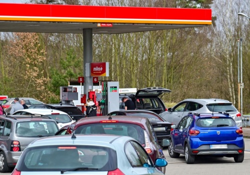 Turystyka paliwowa kwitnie. Niemcy masowo tankują na przygranicznych stacjach w Polsce