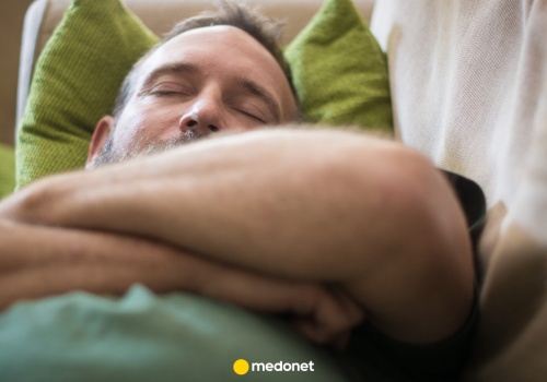 To najgorszy czas na drzemkę. Poczujesz się gorzej. Nie zaśniesz w nocy