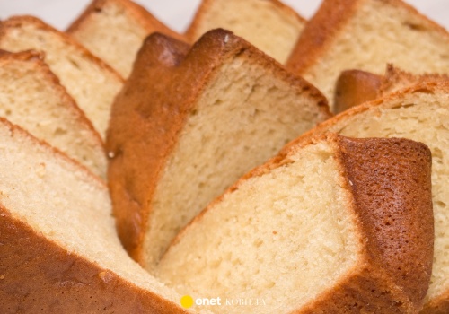 Szybkie jogurtowe ciasto z Airfryera. Ten deser wyjdzie każdemu!