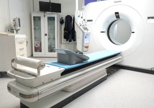 Placówki medyczne wstrzymują zapisy na badania. Fundacja onkologiczna bije na alarm