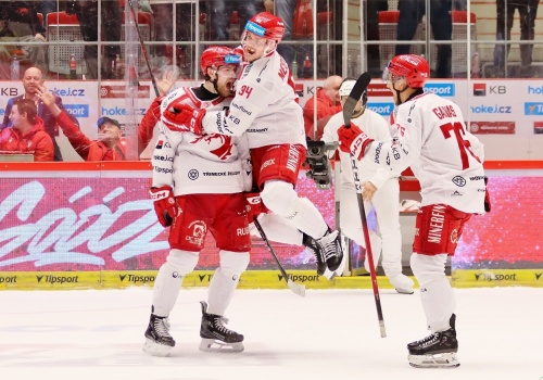 Z piekła do nieba. Trzyńczanie po raz drugi wygrywają z Energie | ZDJĘCIA