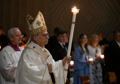Leon XIV na Wielkanoc: na grzech Bóg odpowiada mocą miłości