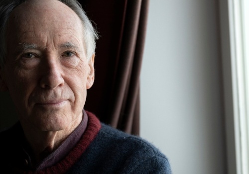 Słynny brytyjski pisarz: USA, jeśli będą podążać obecną ścieżką, upadną