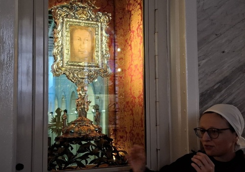 Oblicze Jezusa z Manopello. Reportaż o tajemnicy chrześcijańskiej relikwii