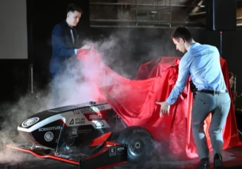 400 zgłoszeń, jedna drużyna i światowe tory. Najlepsi z Wrocławia trafiają do Formuły 1