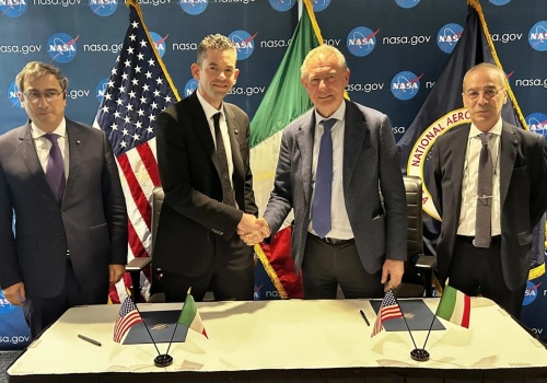 USA i Włochy razem przy budowie bazy na Księżycu