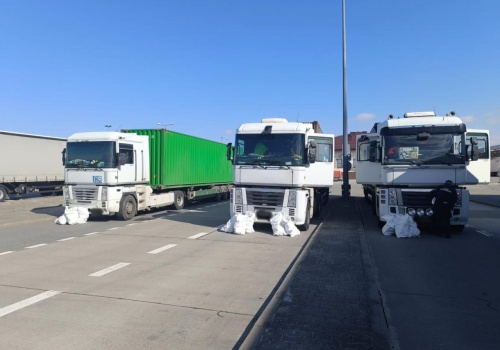 Udaremniona próba przemytu papierosów na przejściu w Hrebennem