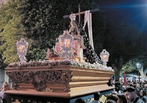 Wielkanoc i szpiczaste kaptury. Tak obchodzi się święta w Hiszpanii