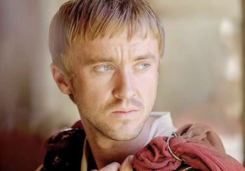 AI typuje najlepszy film na Wielkanoc. Wybór od lat mocno dzieli widzów