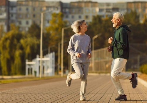 Bieganie do autobusu może obniżyć ryzyko cukrzycy i demencji. Te badania to przełom